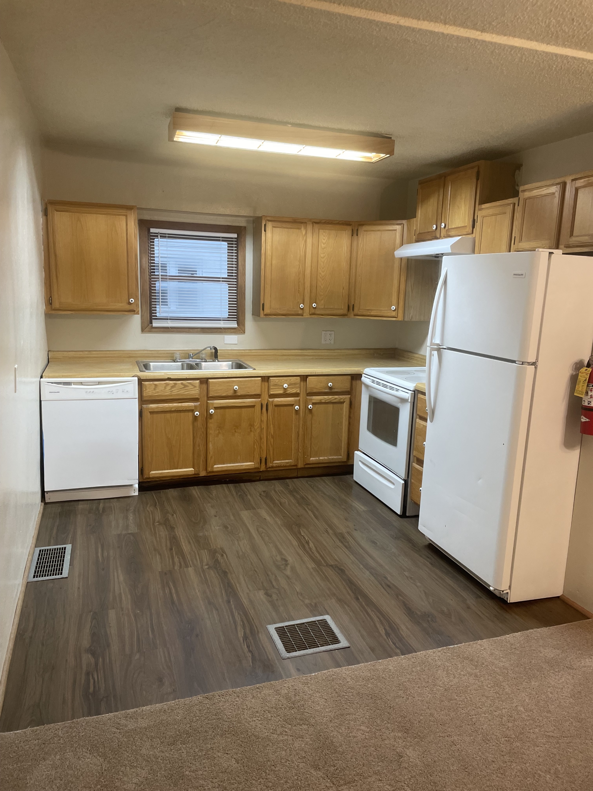 810 West 4th