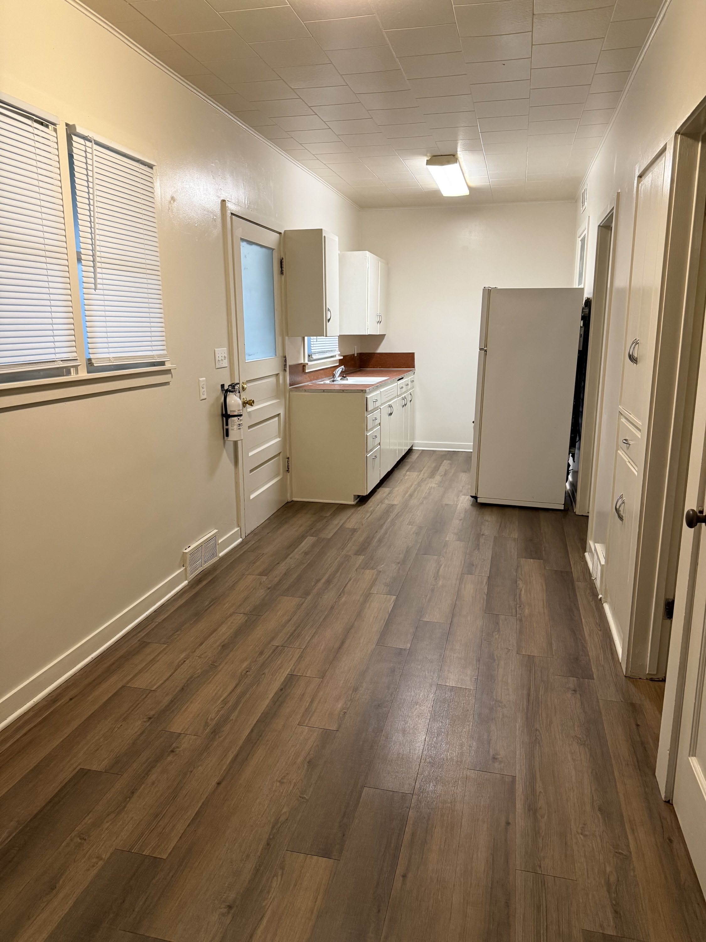504 E Coolbaugh - 1